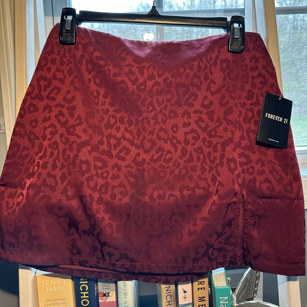 Red/Maroon Cheetah Print Medium Miniskirt!